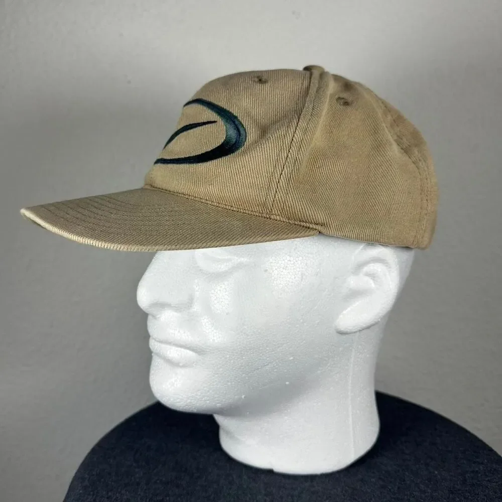 Vintage Nike Men's Tan and Cream Hat